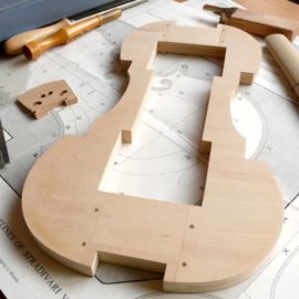 バイオリン製作をはじめる