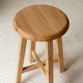 スツールを作る