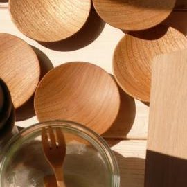 木の食器を作る　２